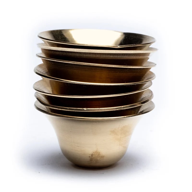 Brass Offering Bowls, Set of 7 Bowls! Size 5cm - 33gr. - Offering bowls are used for ingredients like incense, water, scented oil, etc.