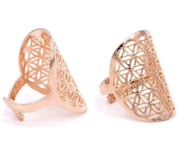Bague couvrante avec Fleur de vie, faîte en Or rose. Superbe pièce ! Taille réglable/ ajustable !