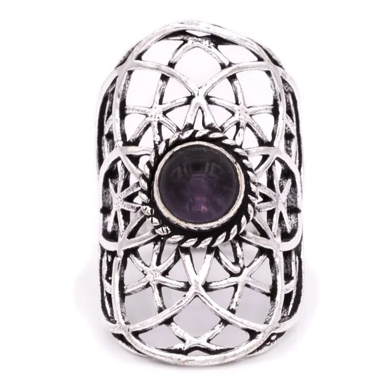 Bague couvrante avec Fleur de vie et cabochon en améthyste. Fait en laiton couleur argent. Superbe pièce ! Taille réglable/ ajustable !