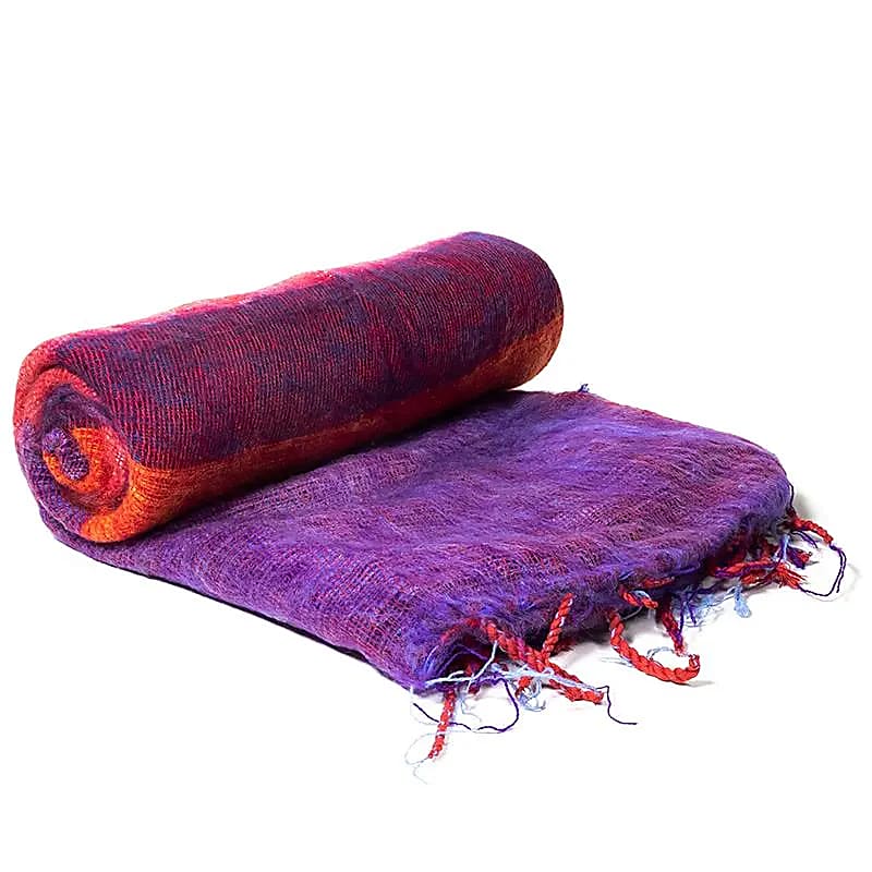 Shawl made of 70% acrylic/ 30% cotton. Size 200x80 centimeters long - 297 grams! Perfect for meditation!