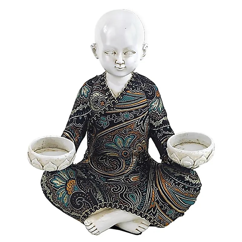 Bougeoir 'Moinillon', 2 modèles : Pour 1 ou 2 bougies. Le Bouddha est 'coloré et habillé' de 18,5 et 22 cm de ht. Précisions très fines de l'habillage en textiles et liège (bois !