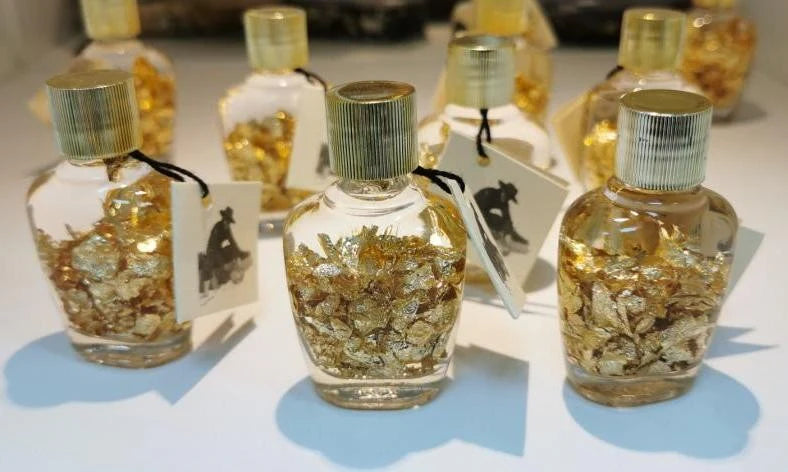 Or, Fiole/ flacon de paillettes de 5x3 centimètres, en provenance du Brésil, avec étiquette de garantie !