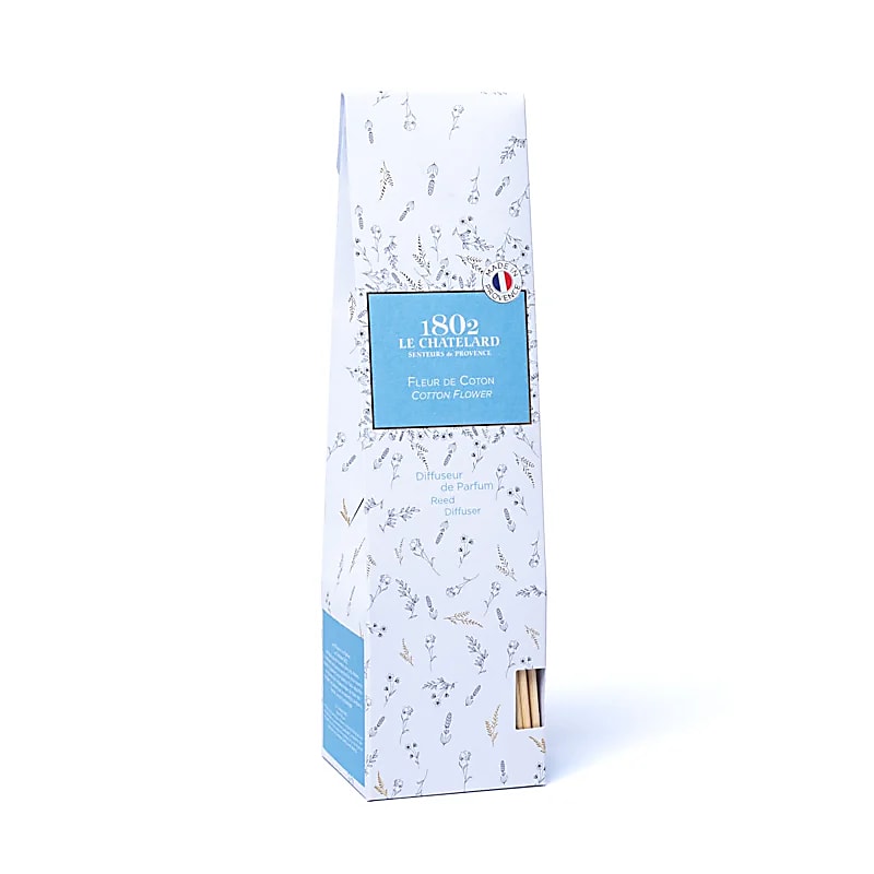 Reed diffuser from 'Chatelard 1802'. 7x6.5 centimeters - 100 millimeters. Very good quality for these 3 fragrances to choose from!