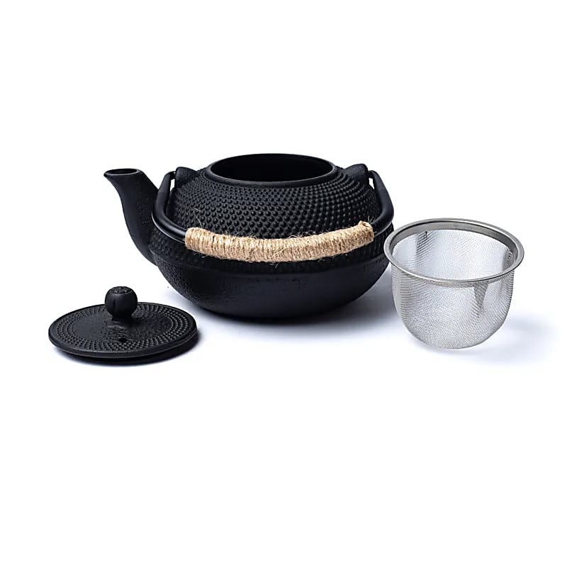 Les célèbres Théières émaillés en fonte, 'Tetsubin' et 'Tetsukyusu' de style traditionnel avec accessoires - 0,6, 1 ou 1,2 Litres. Options : tasse 65 ou 120 ml, chauffe-théière, assiette, porte couvercle... Parfait !