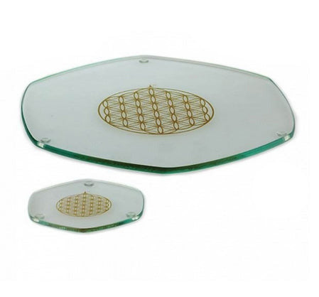 Energyplate (sous-verre et dessous de plat) de chez 'natur design', de 9 ou 22 centimètres. Avec gravure de la fleur de vie en Or 23,8 carats. Verre sans plomb ni métaux lourd !