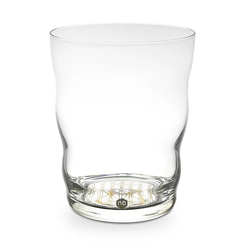 Verres de chez 'nature's design', modèle 'Jasmina' 300ml et 'Mythos' 250ml, avec le symbole gravé de la fleur de vie ! verre sans plomb soufflé à la bouche ! Vendu à l'unité !
