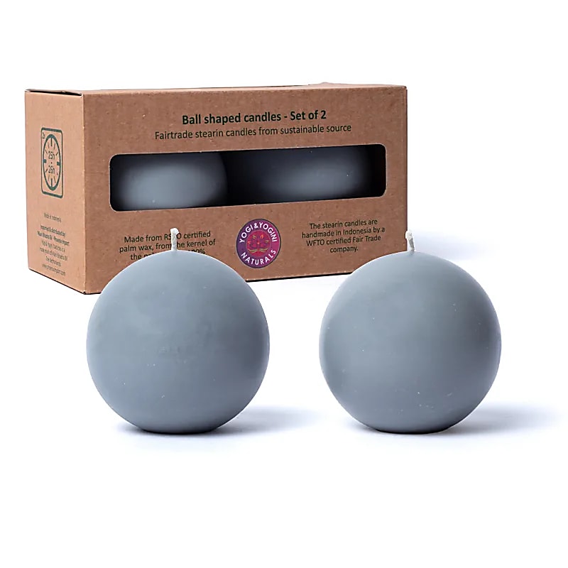 Set of 2 unscented round candles, 7.5cm - Burn time 25-26H - Made with 100% natural vegetable stearin from sustainable agriculture. No smoke, stable flame, cotton wick!
