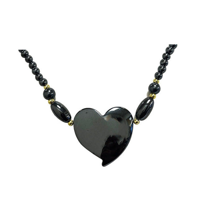 Hématite, collier avec pendentif en forme de 'Coeur' en perles rondes de 6 mm. 47 centimètres de longueur (Argent, plaqué or, argenté). 3 finitions au choix pour le système de fermeture. Une pierre à l'effet métal, superbe !
