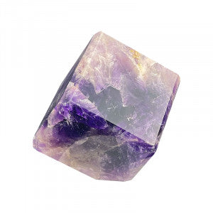 Selection of 'floating' stone cubes (1 corner cut off), 350 to 400 grams / 4.5 to 5 centimeters in diameter. Very good quality, beautiful finishes, perfect!