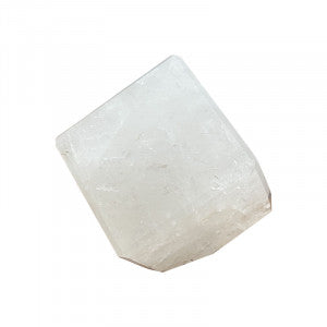 Selection of 'floating' stone cubes (1 corner cut off), 350 to 400 grams / 4.5 to 5 centimeters in diameter. Very good quality, beautiful finishes, perfect!