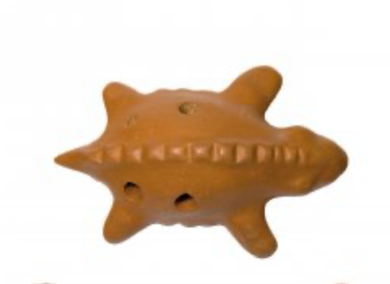 Ocarina en terre cuite en forme d'animaux, dauphin, poisson, lezard... superbes petites pièces faites au Pérou... Modèles au choix ! Des sons pour voyager, des sons doux et profond comme la terre !