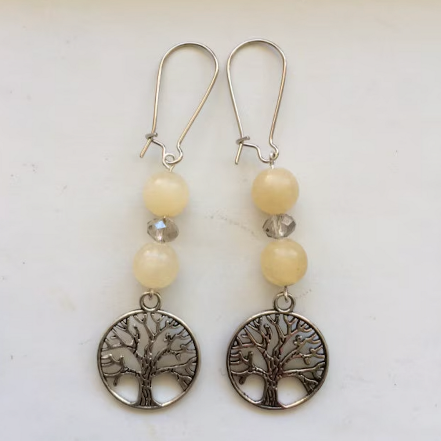 Boucles d'oreilles collection 'Arbre de vie', concept Gem & Zen, qualité AA à AAA, montées par "Gem & Zen". Vendu en finition Argent, laiton ton Argent ou doré + options pour des choix de montures, parfait !