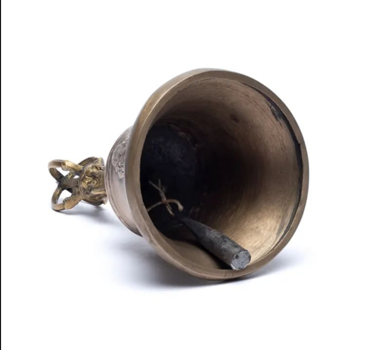 Bronze dorje and bell with beautiful Ganesh engravings and other fine details. Two sizes to choose from, from 17 to 22 centimeters. These sacred tools are of excellent quality!