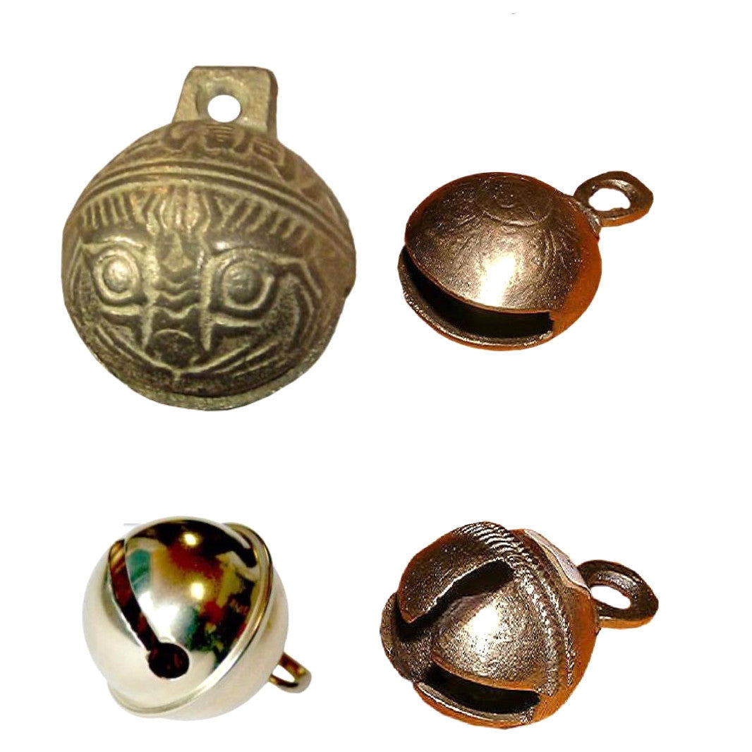 Metal bells and small bells in different styles: medieval, modern, classical... Several sizes to choose from, perfect for creating or restoring instruments and dance outfits! Size: from 11 to 38 millimeters!