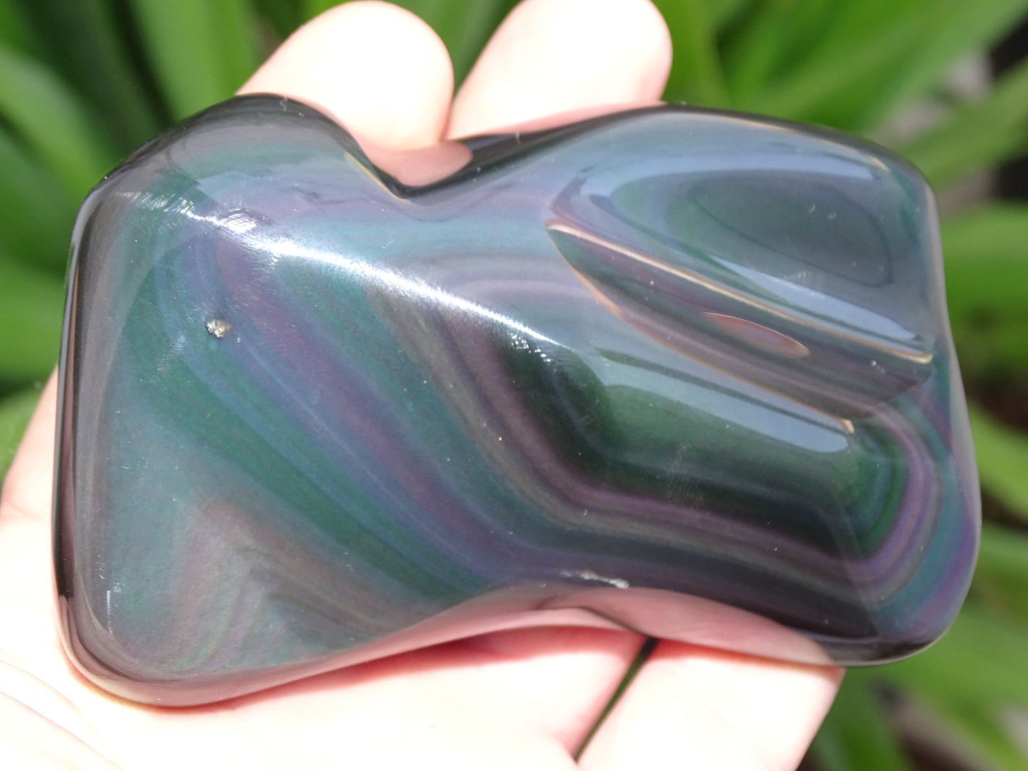 Obsidienne Oeil céleste, de 92x57x30mm - 263,8 grammes. Très belle qualité, des couleurs incroyables, rare !