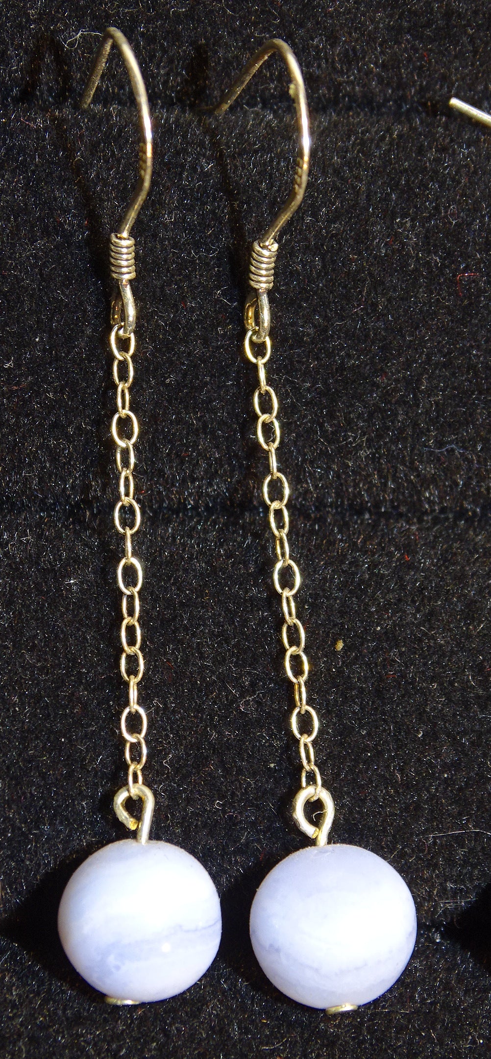 Boucles d'oreilles - Collection 'Perles & chaînes', concept Gem & Zen, qualité AA à AAA, montées par "Gem & Zen". Vendu en finition Argent, laiton ton Argent ou doré + options pour des choix de montures, parfait !