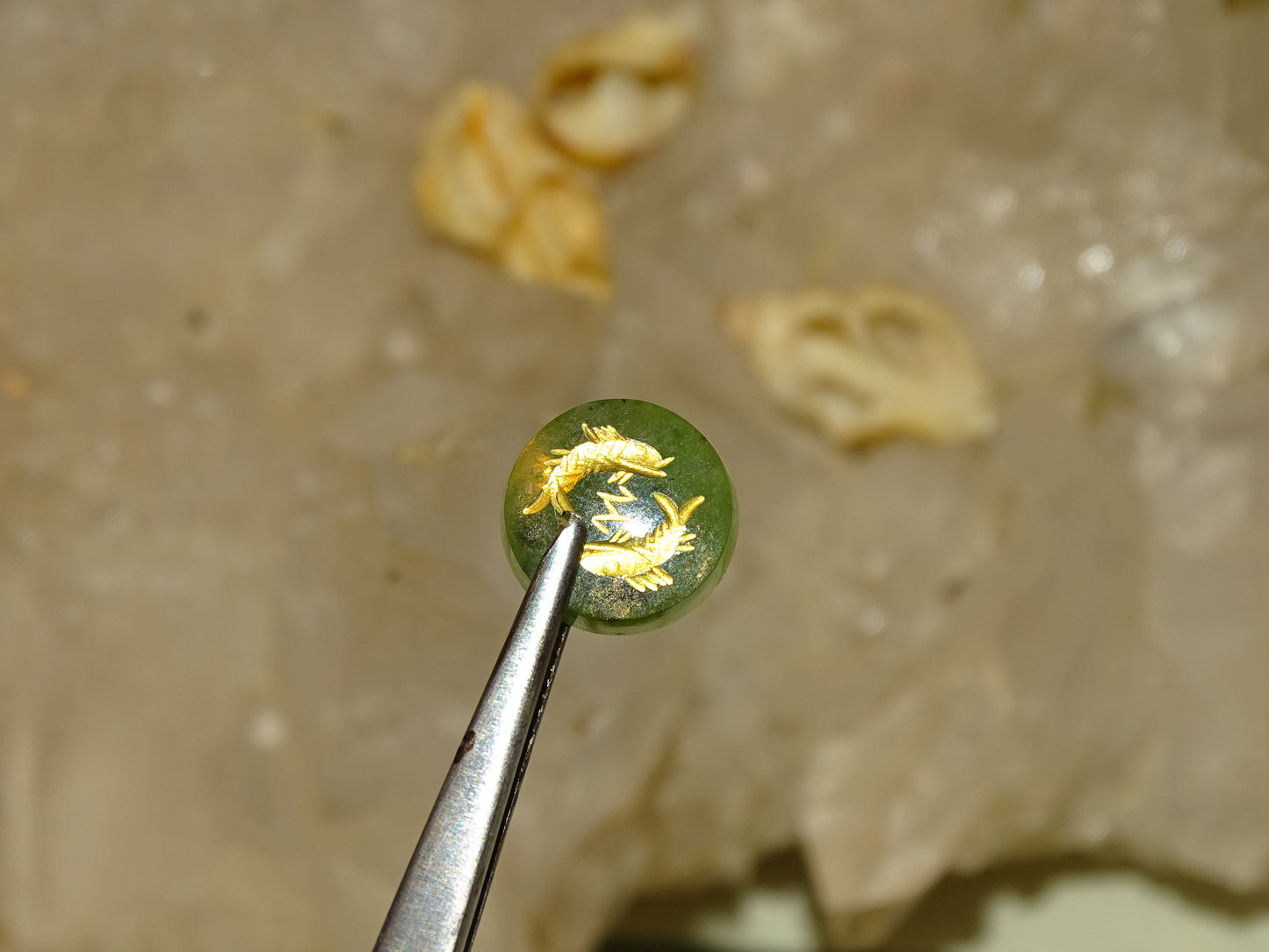Imperial Jade, set of 12 round stone cabochons with astrological signs engraved in fine gold. Perfect for creating rings or collections... 12 x 3 millimeters thick!