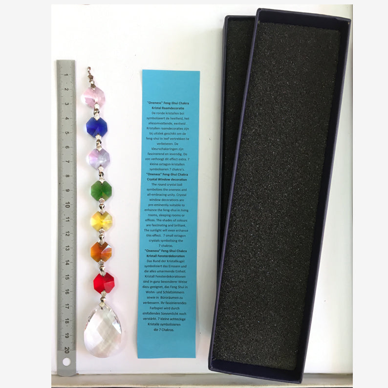 A selection of four Feng Shui crystal garlands in the colors of the 7 chakras! 20 centimeters long - 79 grams. Simple, elegant, and effective!