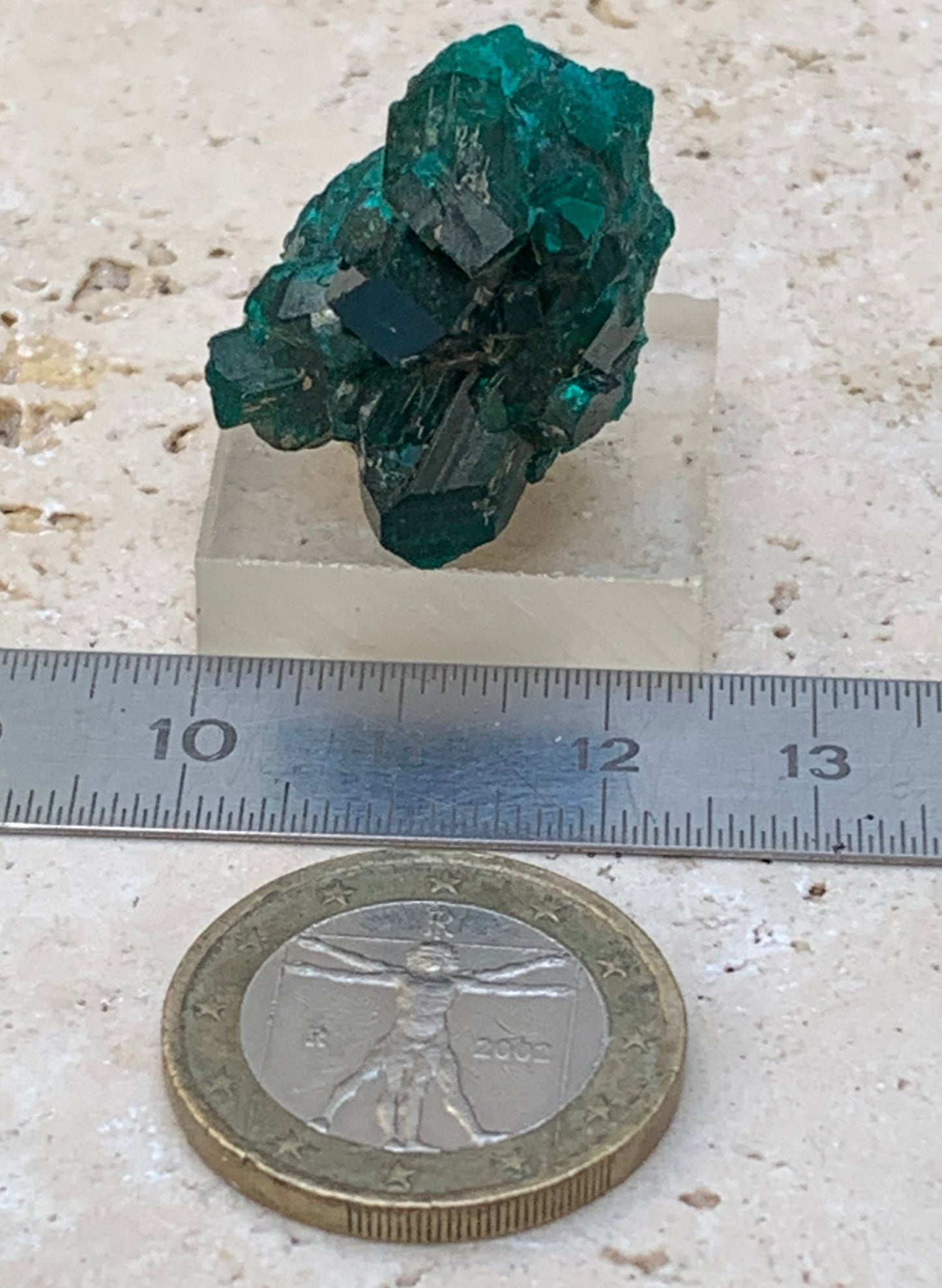 Dioptase, spécimen cristalisé de 24mm x 21 x 21 - 10 grammes ! Rare et puissante en minéralogie et lithothérapie !