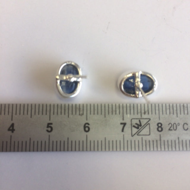Studs/Studs/Earrings in 'Blue Kyanite' from Brazil, AA to AAA quality. 0.925 Silver finish, perfect!