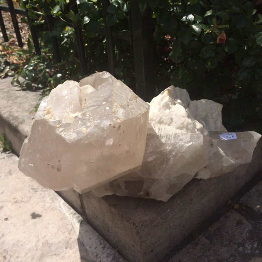 Giant 14.3 kilogram quartz/rock crystal from the Himalayas (Pakistan). Magnificent and impressive specimen!