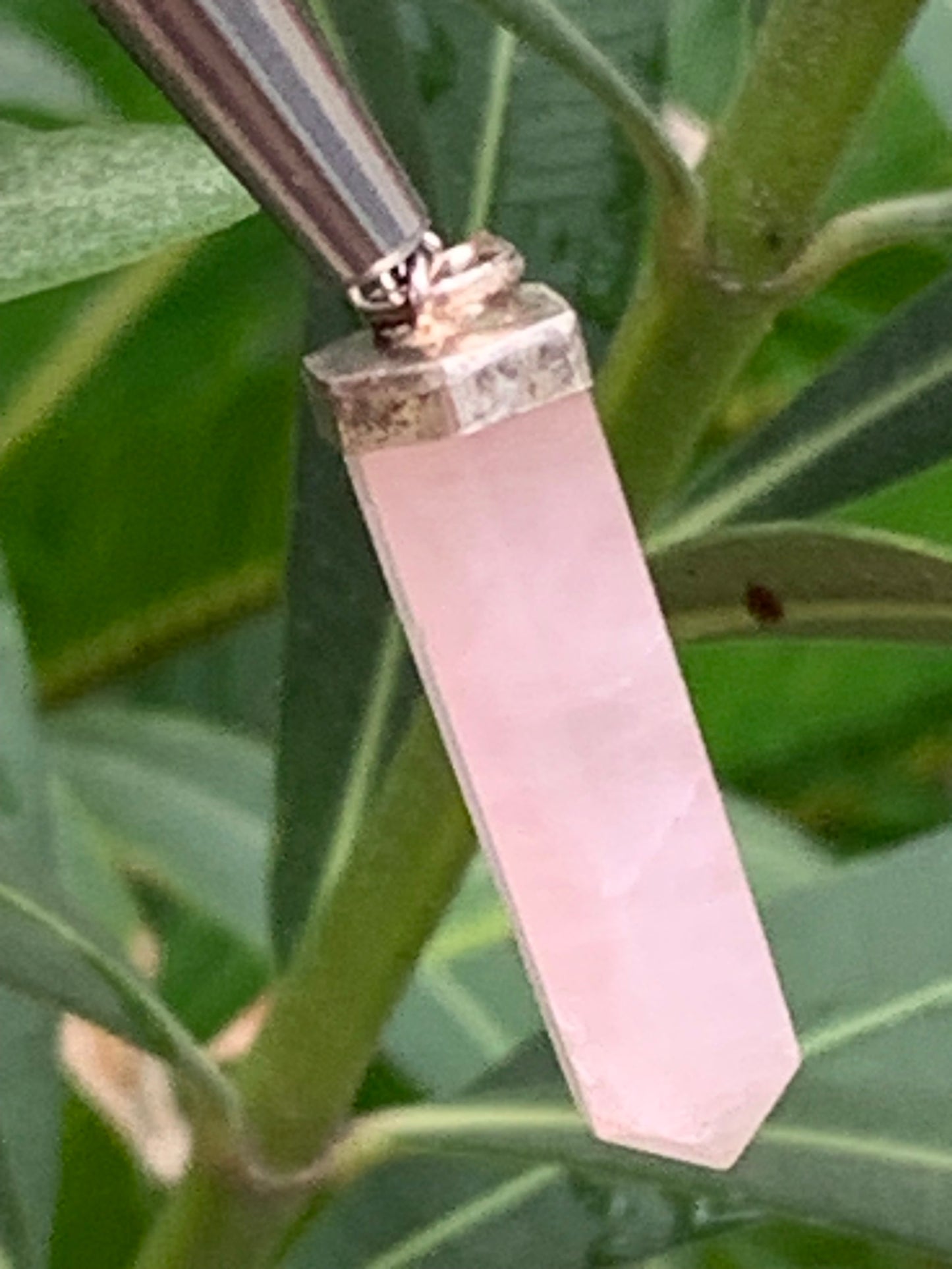 Rock crystal/Rose quartz! Silver point/laser pendant, 42mm high x 9mm diameter. Sold with an adjustable black cord!
