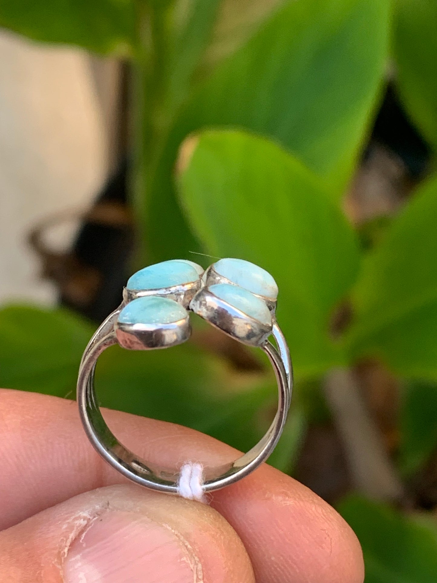 Bague en Larimar, montée Argent 0.925. Superbe pierre au bleu qui rappelle l'océan ! Très belle réalisation ! Taille 55 !