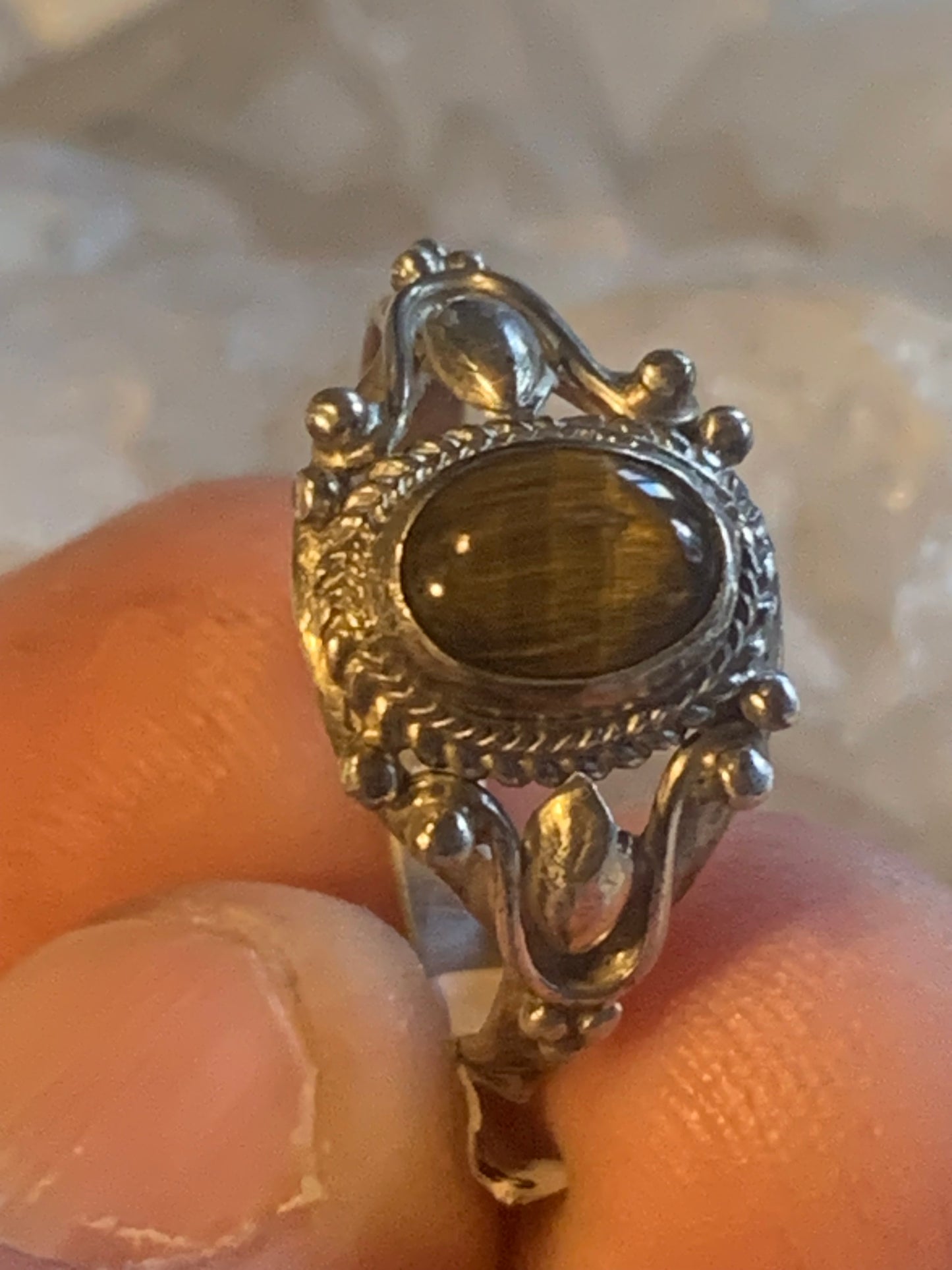 Bague en Œil de tigre, en Argent 0.925. Superbe pierre aux reflets irisés ! Taille 60 Fr.