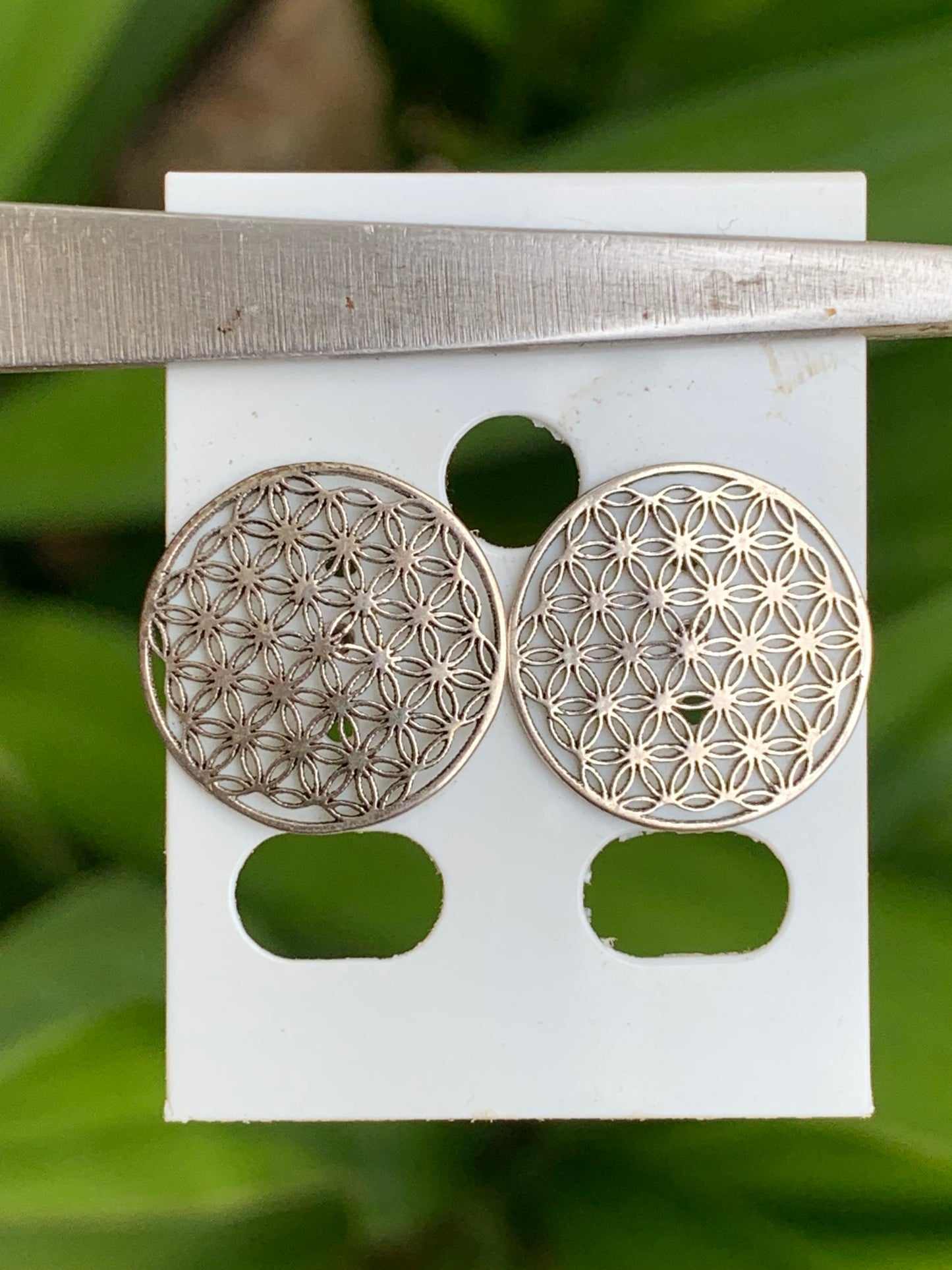 Puces/ Clous/ Boucles d'oreilles en fleur de vie, finition Argent 0.925, très belle qualité, faîte en Allemagne par un bijoutier passionné ! parfait !
