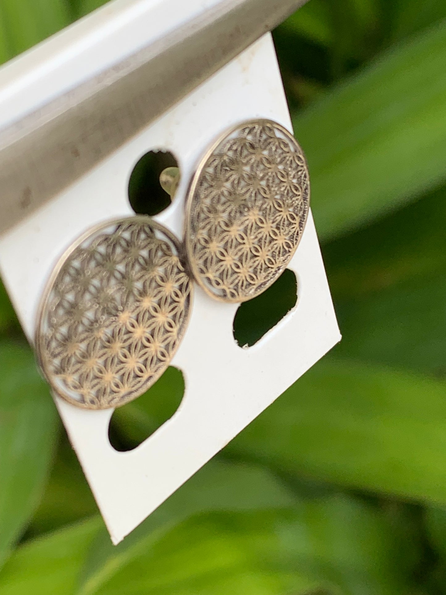 Puces/ Clous/ Boucles d'oreilles en fleur de vie, finition Argent 0.925, très belle qualité, faîte en Allemagne par un bijoutier passionné ! parfait !
