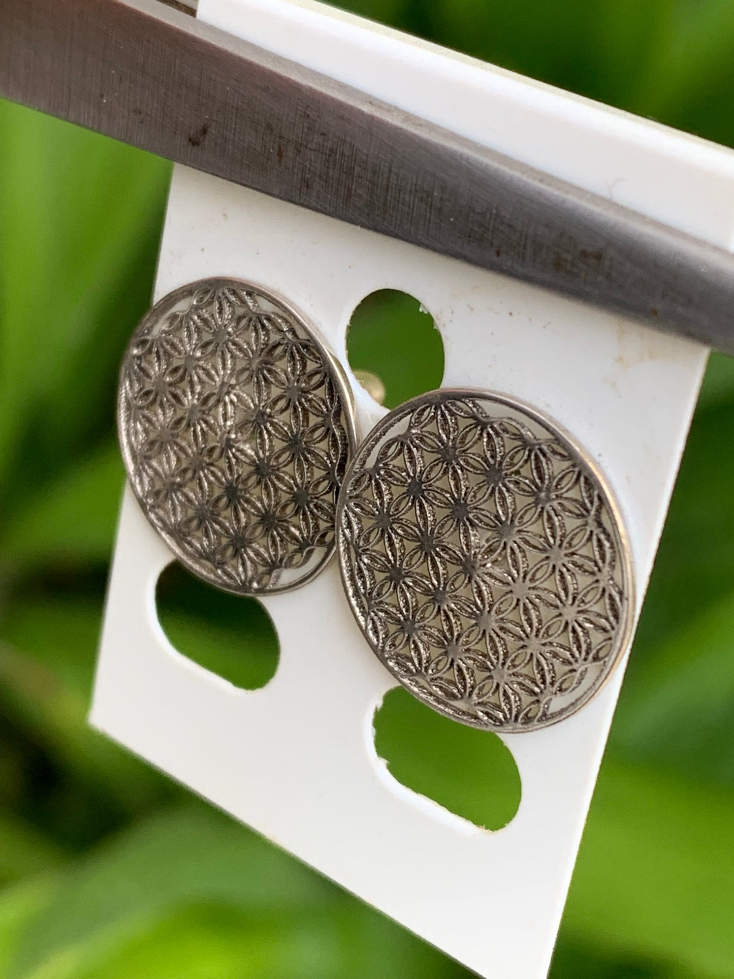 Puces/ Clous/ Boucles d'oreilles en fleur de vie, finition Argent 0.925, très belle qualité, faîte en Allemagne par un bijoutier passionné ! parfait !