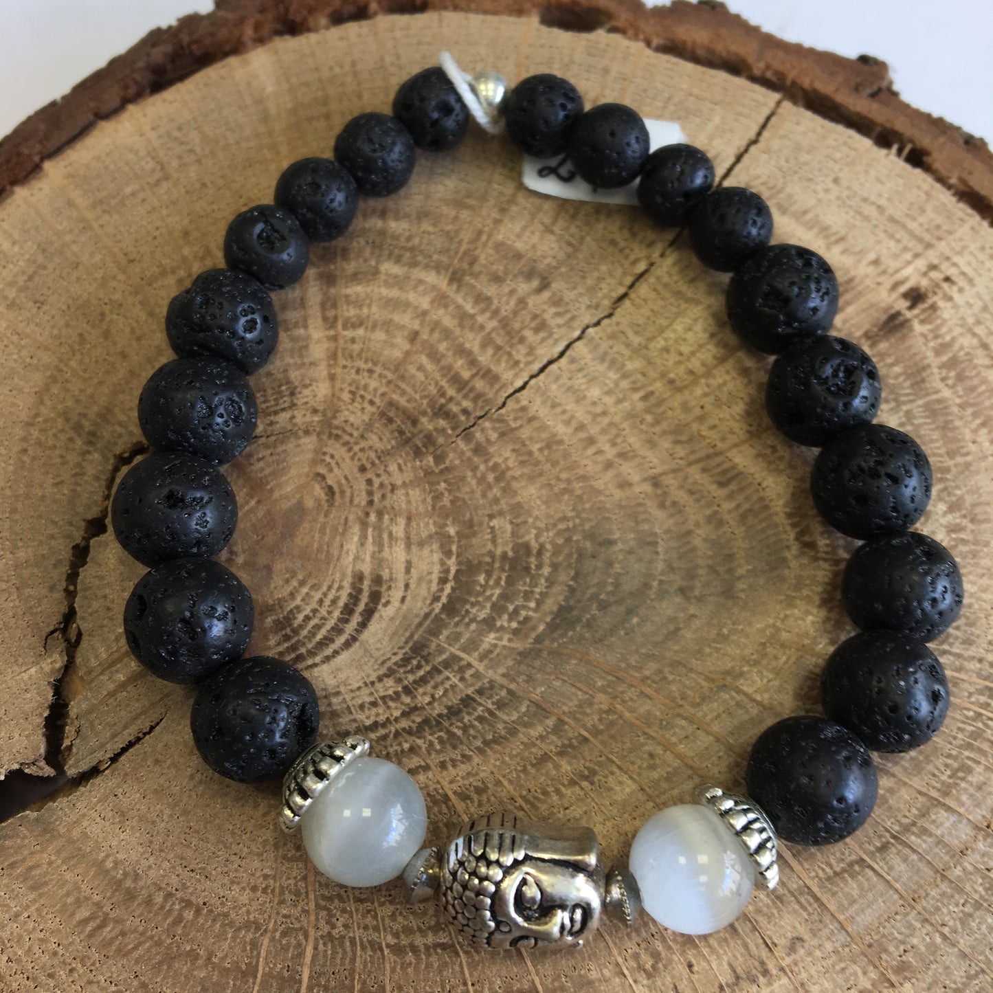 Collection #2 of 'Pearls of India' and 'Buddha' bracelets, with 8 millimeter beads. Available in lengths of 17 to 21 cm. AA to AAA quality, superb beads! Made by Gem & Zen!