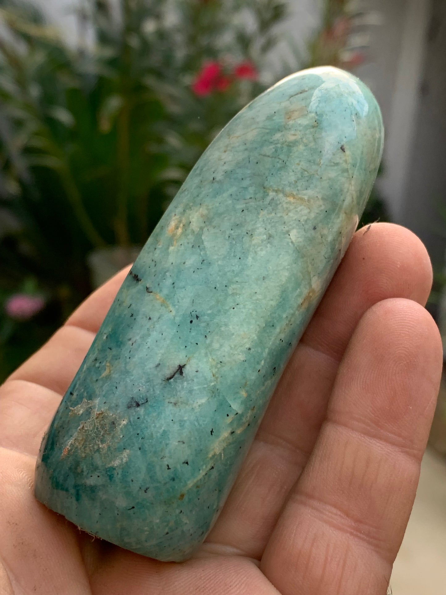 Amazonite, forme libre de 93 mm x 38 x 32 - 173,5 grammes. Belle qualité, magnifique pièce !