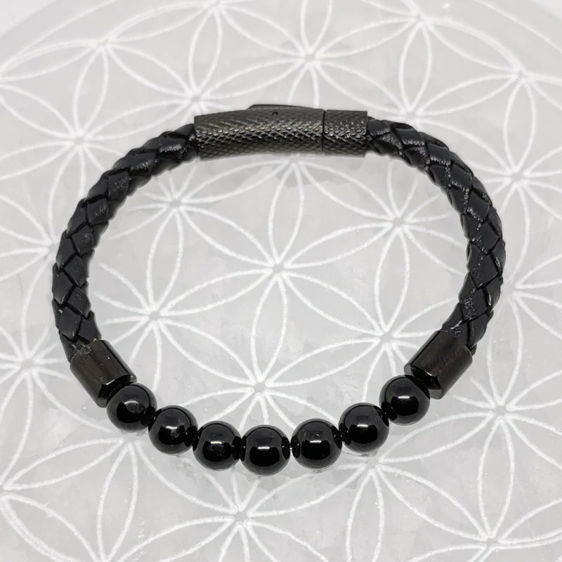 Collection n°3 de bracelets, 'Cuir & fermoir magnétique", simple rang, avec perles de 8 mm - 20,5 cm de longueur !