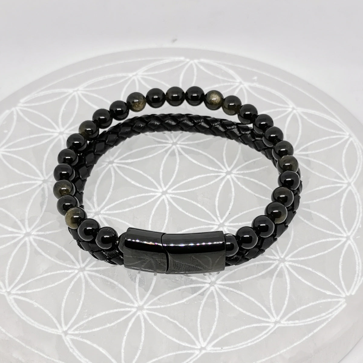 'Leather & Magnetic Closure' bracelet collection, double-strand of 8 millimeter beads. Available in 20.5 cm length. Beautiful AA to AAA quality beads!