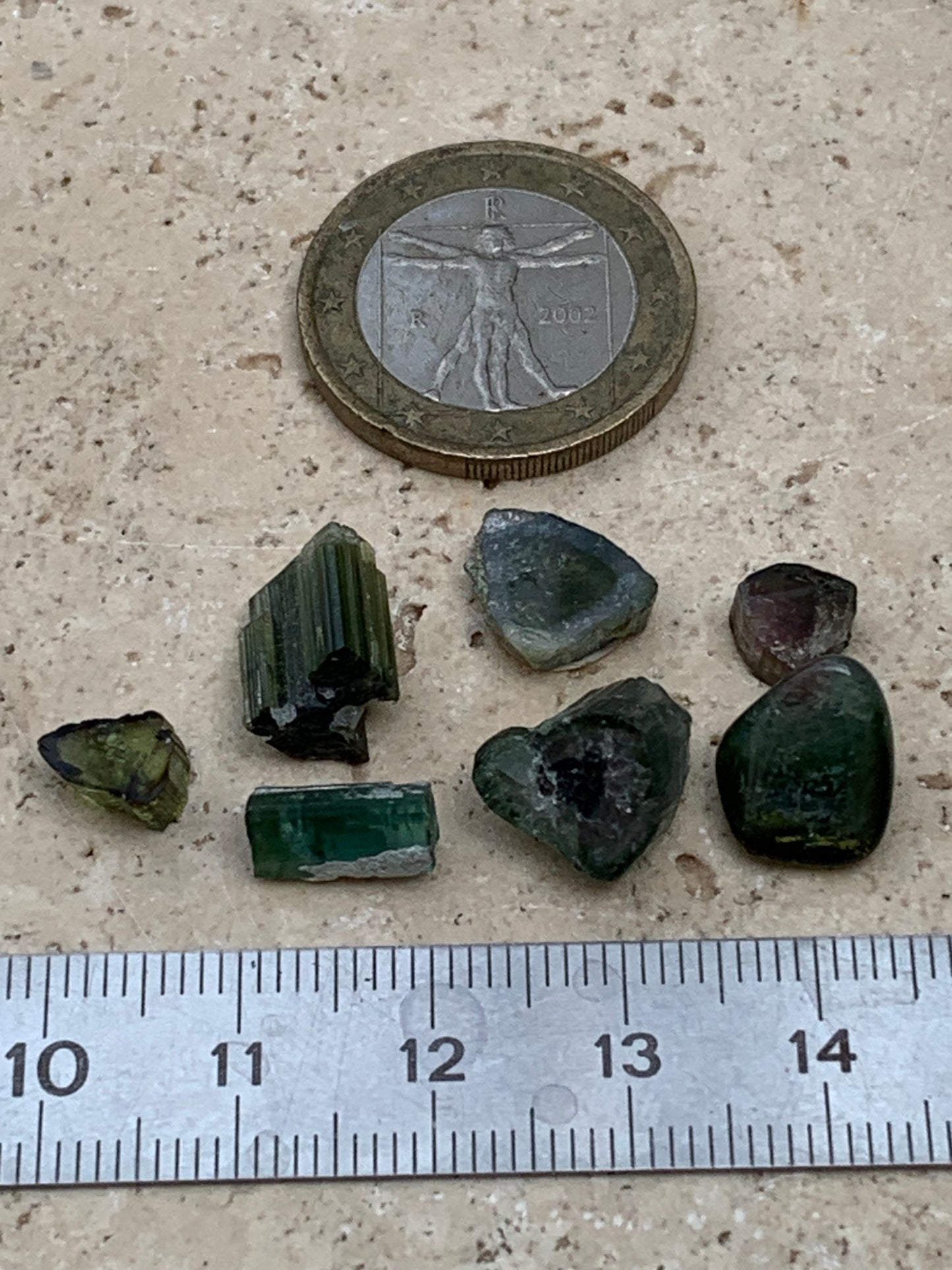 Various tourmalines (Verdelite, Indicolite, Watermelon), lot of 7 pieces from 5 to 10 mm - 4.7 grams.