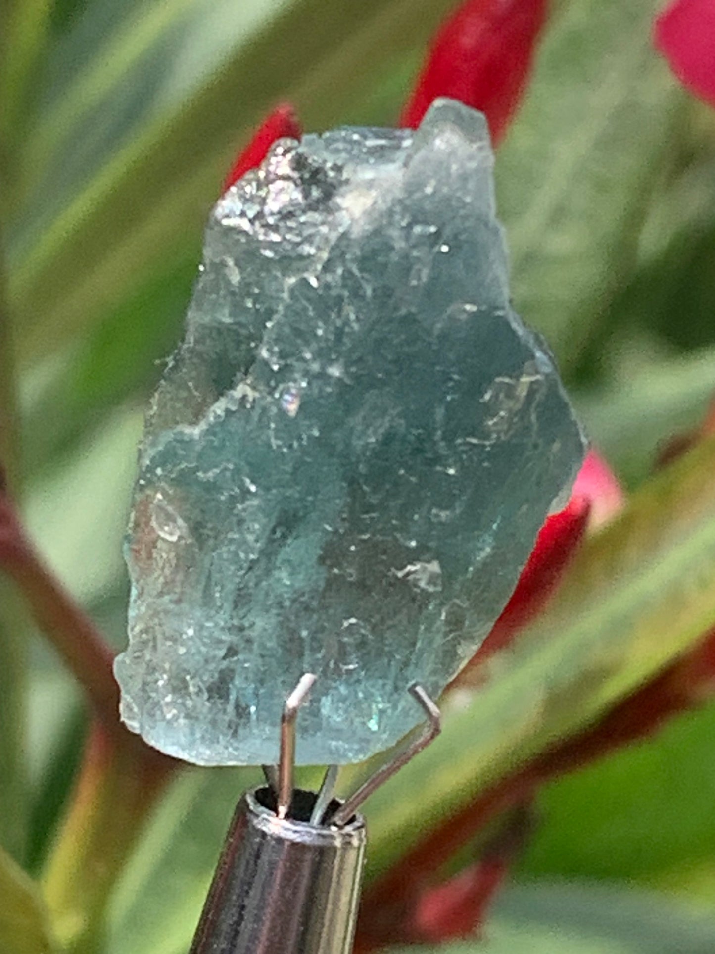 Tourmaline/ Indicolite, de 23mm x 15 x 6 environ - 3 grammes. Parfait en bijouterie, collection ,exposition...