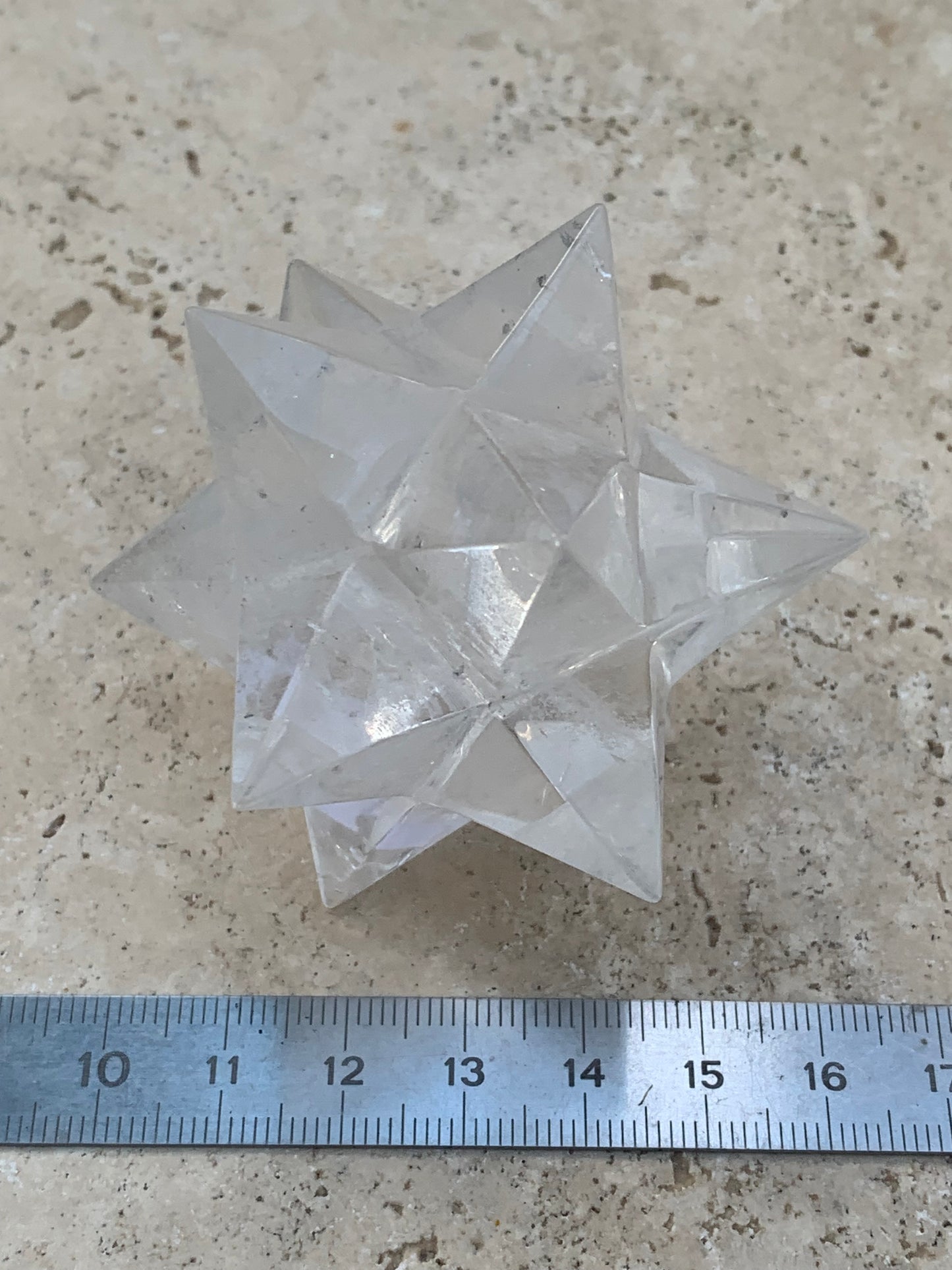 Étoile de Sirius (12 branches) en cristal de roche (quartz). Ø 65mm de diamètre - 121,2 grammes !