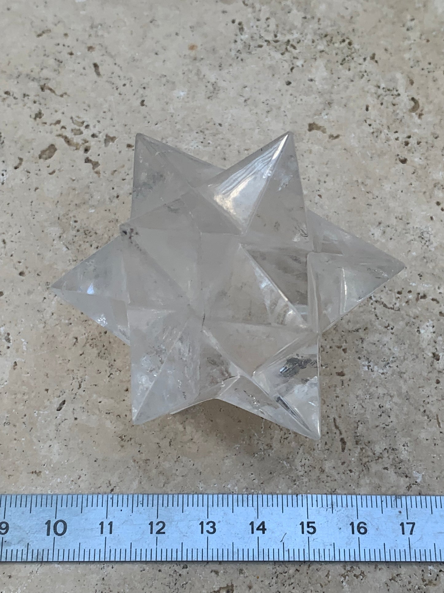 Étoile de Sirius (12 branches) en cristal de roche (quartz). Ø 70mm de diamètre - 149,5 grammes ! (Copie)