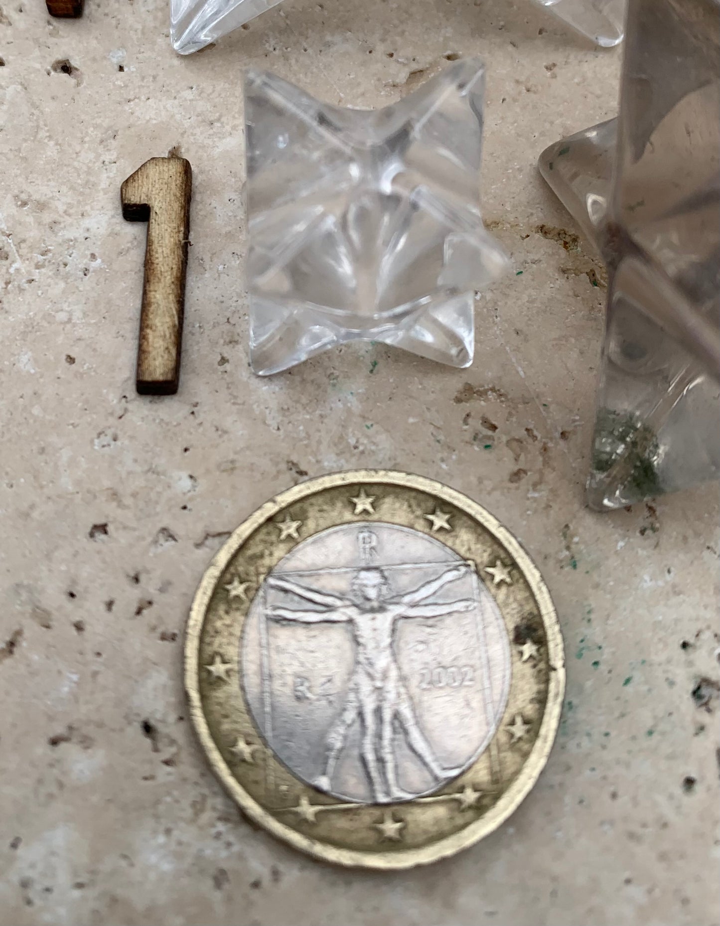 Rock crystal mercabah, 8-pointed star, size S to XL, sold individually. Piece dimensions: approximately 1.5 to 6 cm. Grade A to AAA! Perfect for studying sacred geometry and its applications!