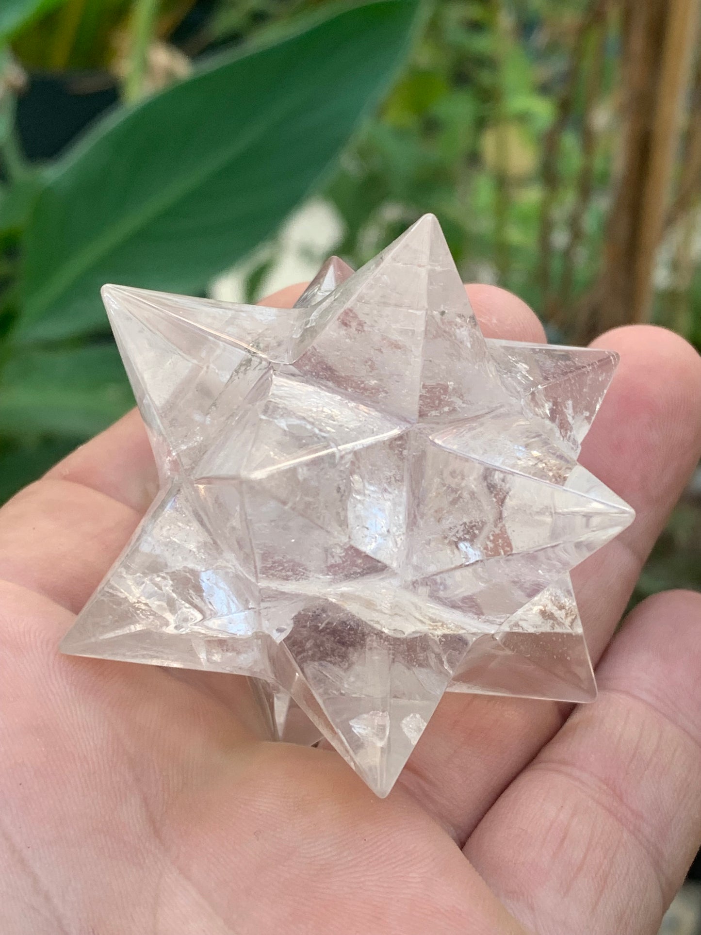 Étoile de Sirius (12 branches) en cristal de roche (quartz). Ø 67mm de diamètre - 126,3 grammes !