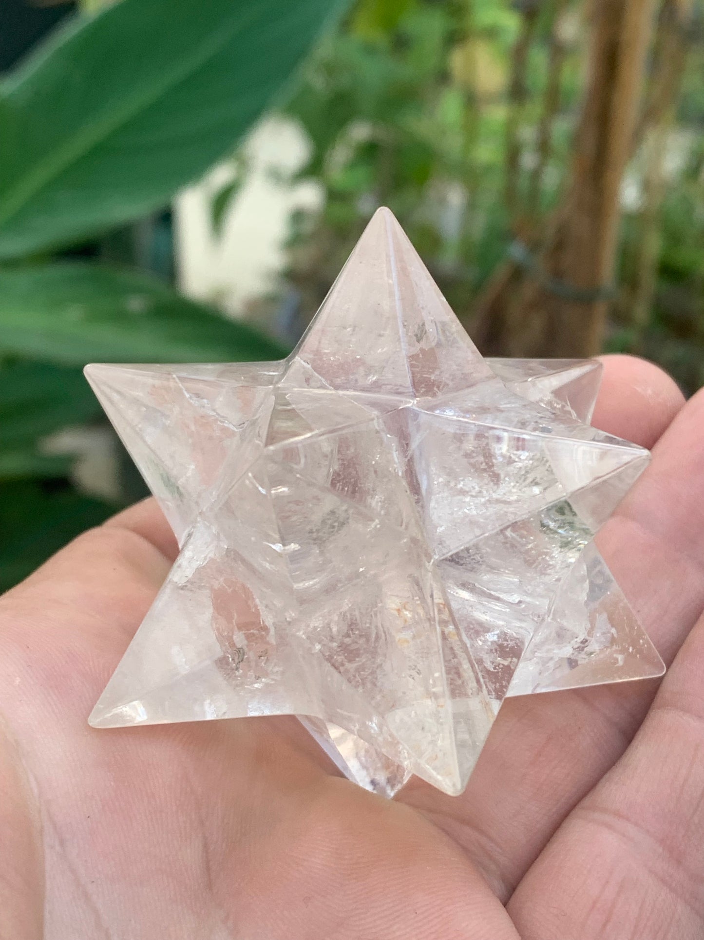 Étoile de Sirius (12 branches) en cristal de roche (quartz). Ø 67mm de diamètre - 126,3 grammes !
