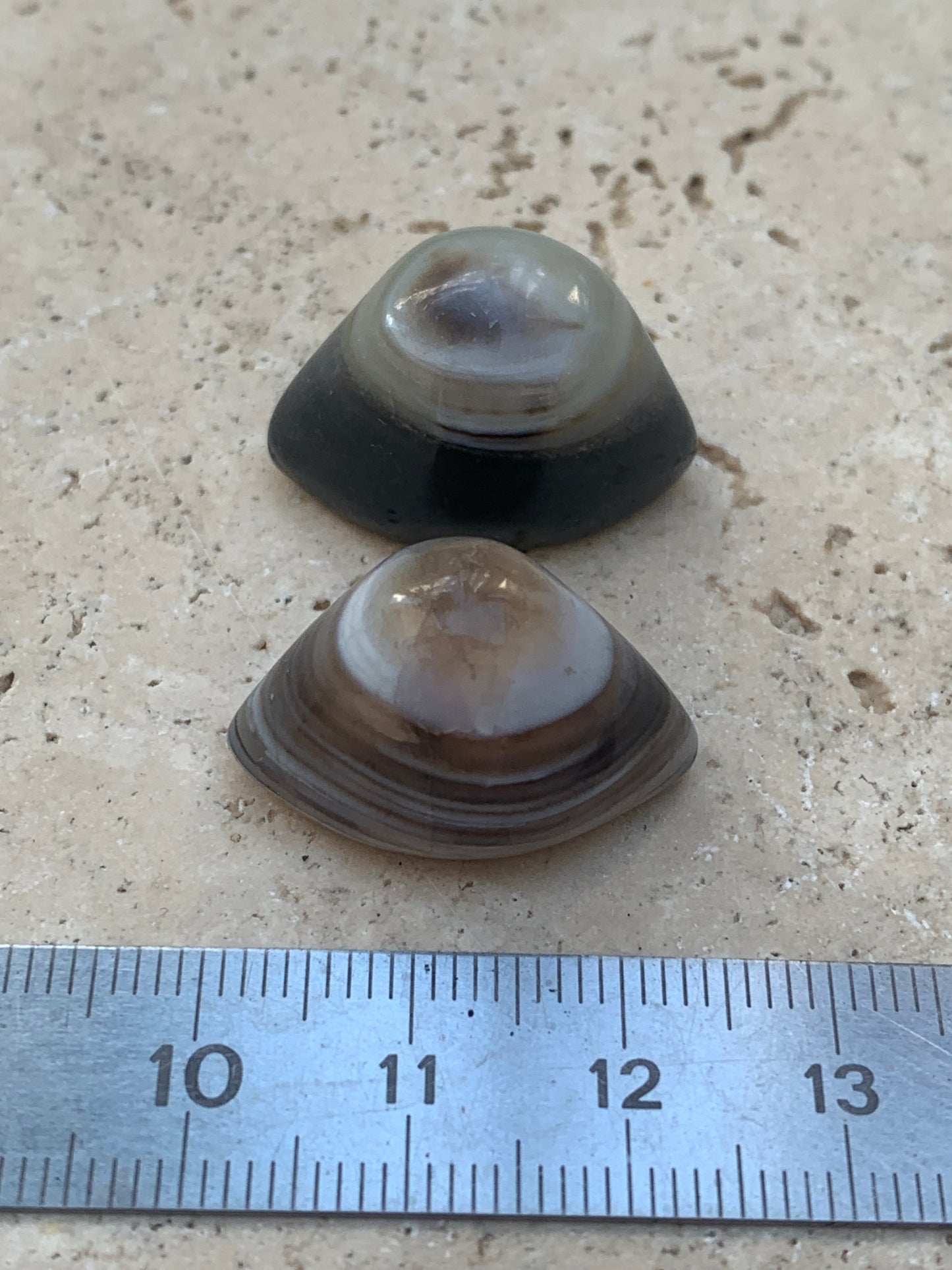 Agate 'Œil de Shiva' ou 'Œil de cyclope' - Au choix, 2 spécimens naturels de 24x15x15mm (6gr.) ou 23x15x15 (7 gr.) !