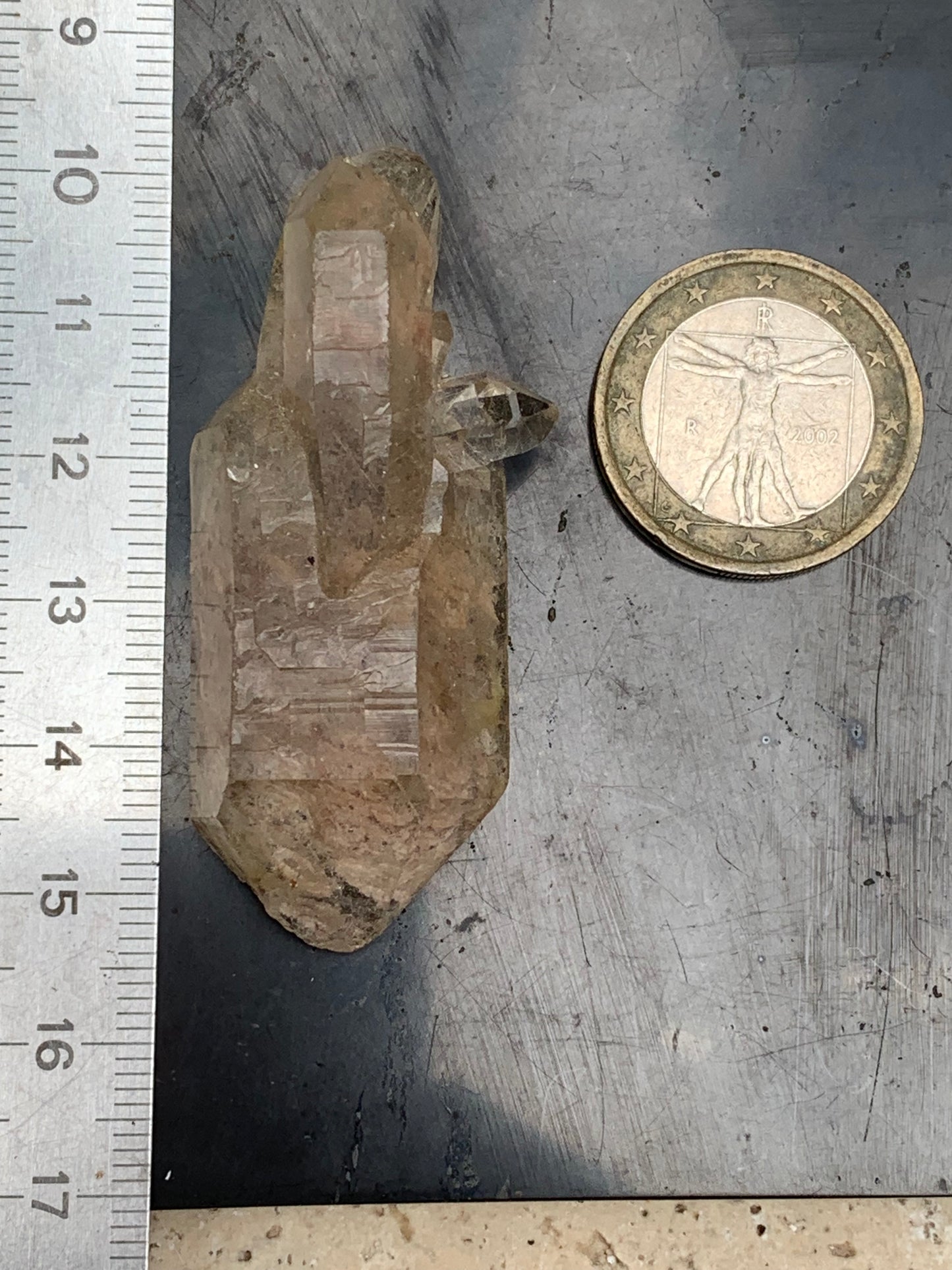 Cristal de roche fumé/ Quartz fumé, pointe naturelle de 55x25x17mm - 22 gr., très belle qualité, très belle pureté !