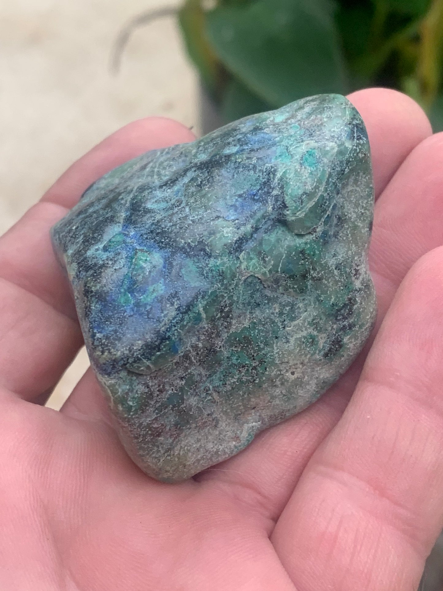 Planchéite, spécimen de 55x55x34mm - 101 grammes. Parfait en collection, bijouterie, exposition...