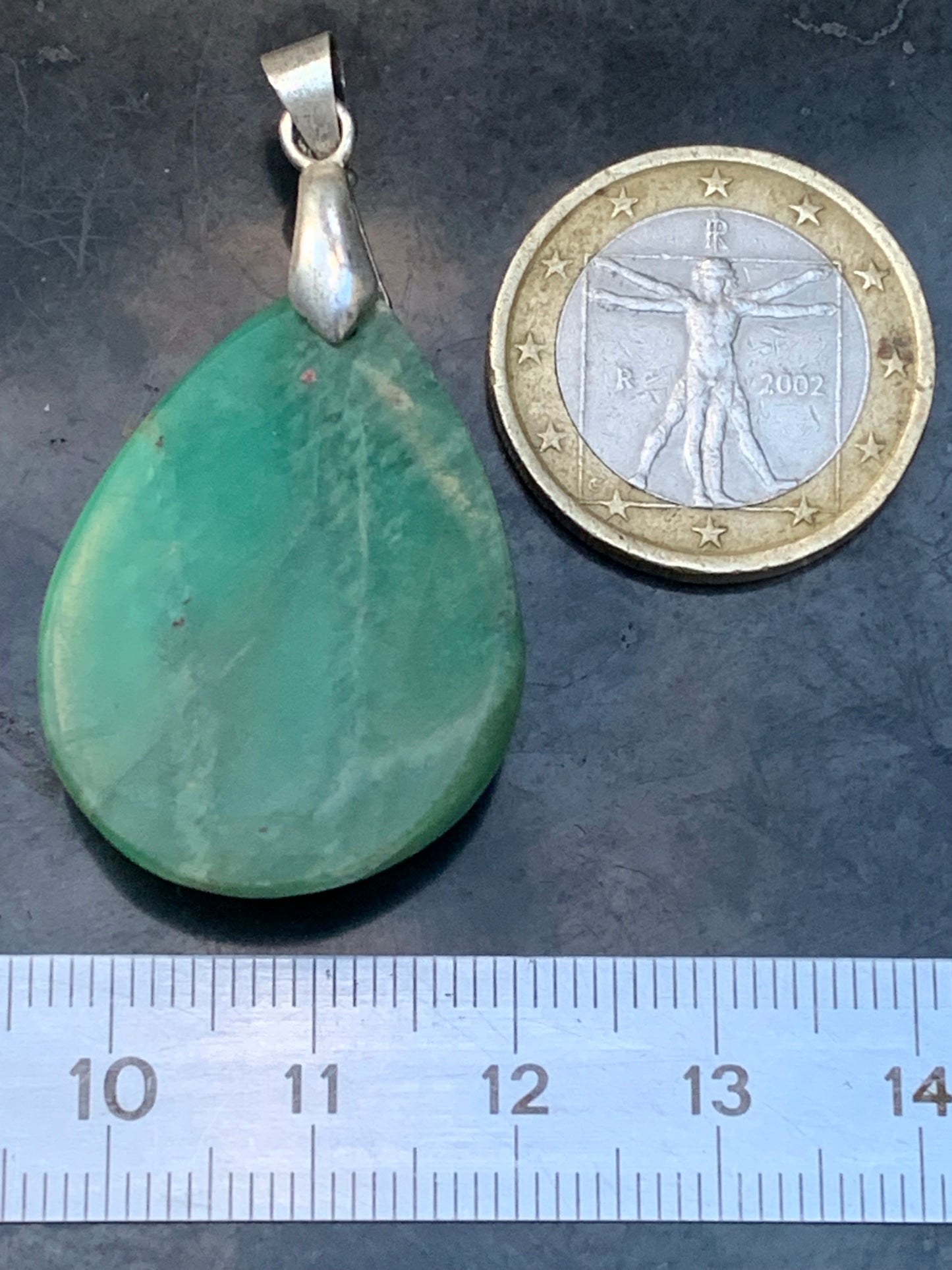 Amazonite, pendentif de 40mm de hauteur x 24 de largeur x 10 d'épaisseur. Vendu avec cordon réglable de couleur noire offert !
