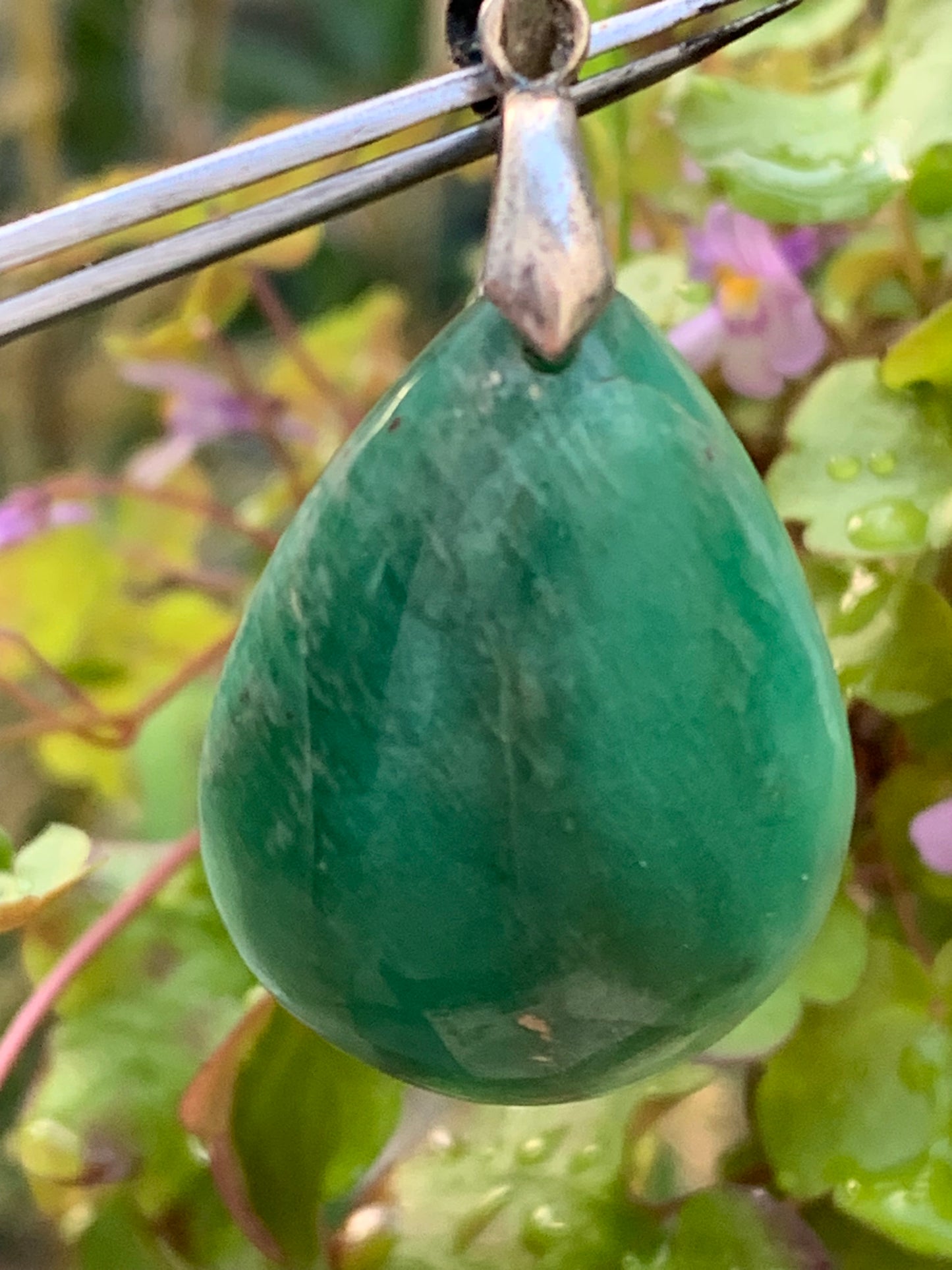 Amazonite, pendentif de 40mm de hauteur x 24 de largeur x 10 d'épaisseur. Vendu avec cordon réglable de couleur noire offert !
