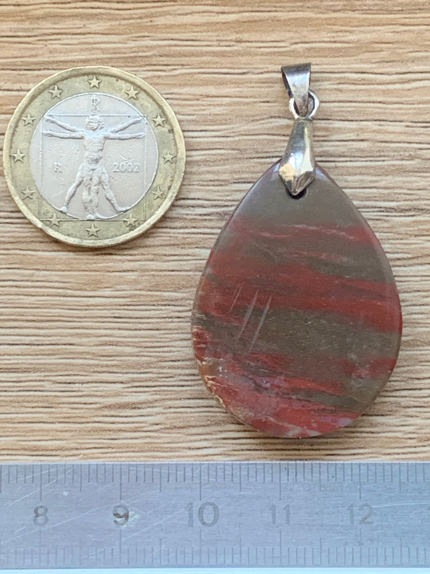 Bois fossilisé/ pétrifié, pendentif en cabochon de 48x26x7 millimètres, vendu avec cordon coulissant (réglable) marron de 40 à 70 centimètres !