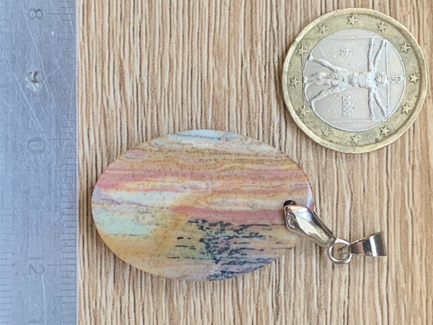 Bois fossilisé/ pétrifié, pendentif en cabochon de 48x25x6 millimètres, vendu avec cordon coulissant (réglable) marron de 40 à 70 centimètres !