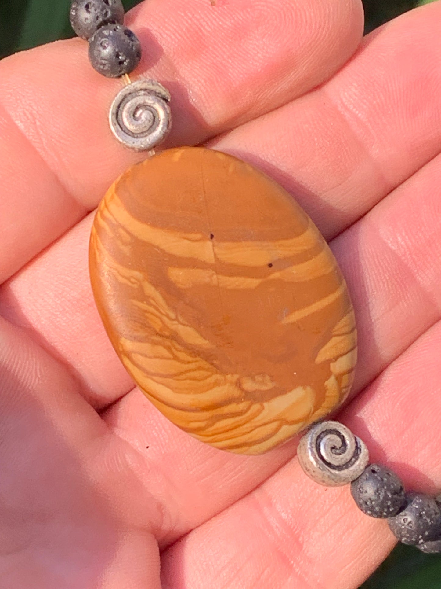 Jaspe paysage et perle de lave, bracelet en élastique haute-résistance de 17 à 19 cm !